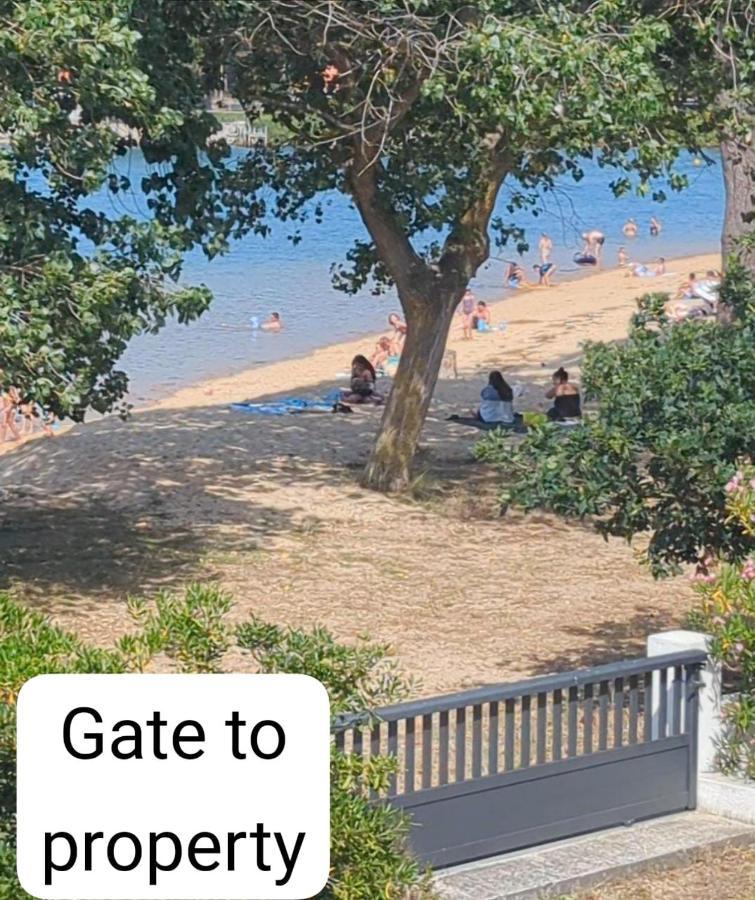 米尼赞海滩 Waterfront One酒店 外观 照片